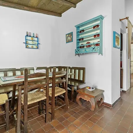 Tatil Evi Blue Oasi, 50m From The Beach, Garden & Bbq