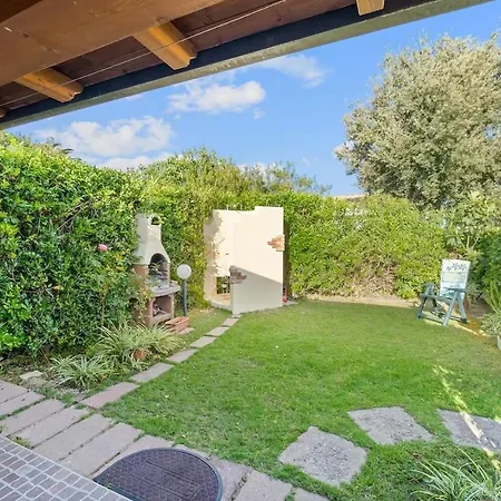 Tatil Evi Blue Oasi, 50m From The Beach, Garden & Bbq *